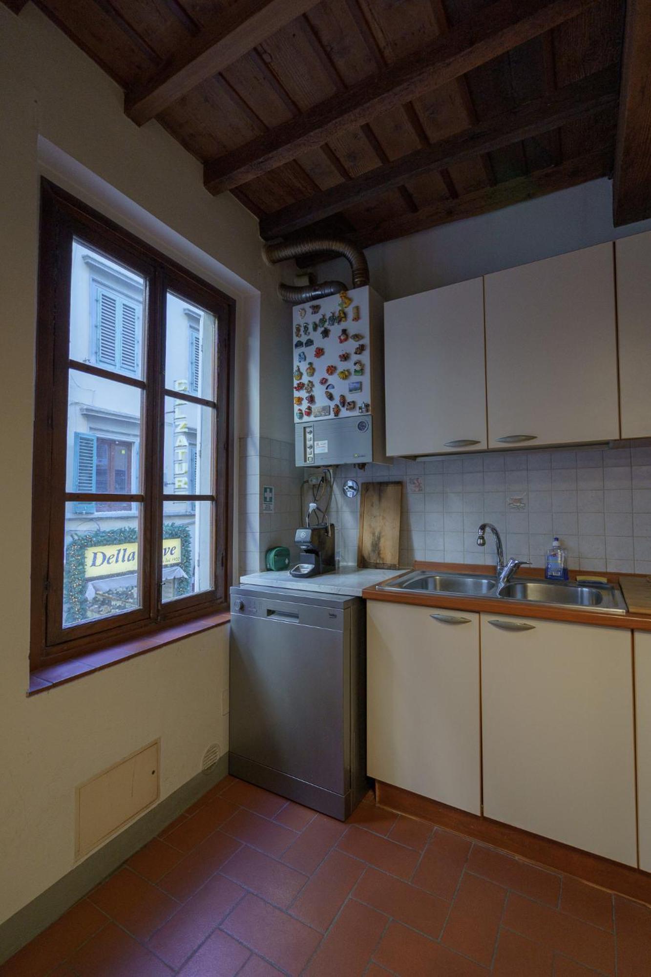 Traditional Florentine 1Br Apartment Close To Piazza Santa Croce フィレンツェ エクステリア 写真
